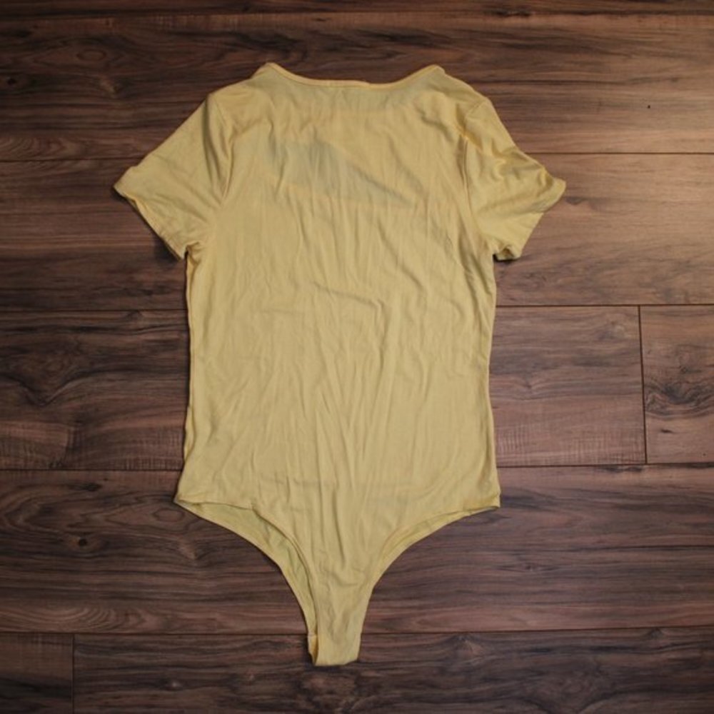 Gaze Light Yellow Short Sleeve Bodysuit M - Picture 6 of 7